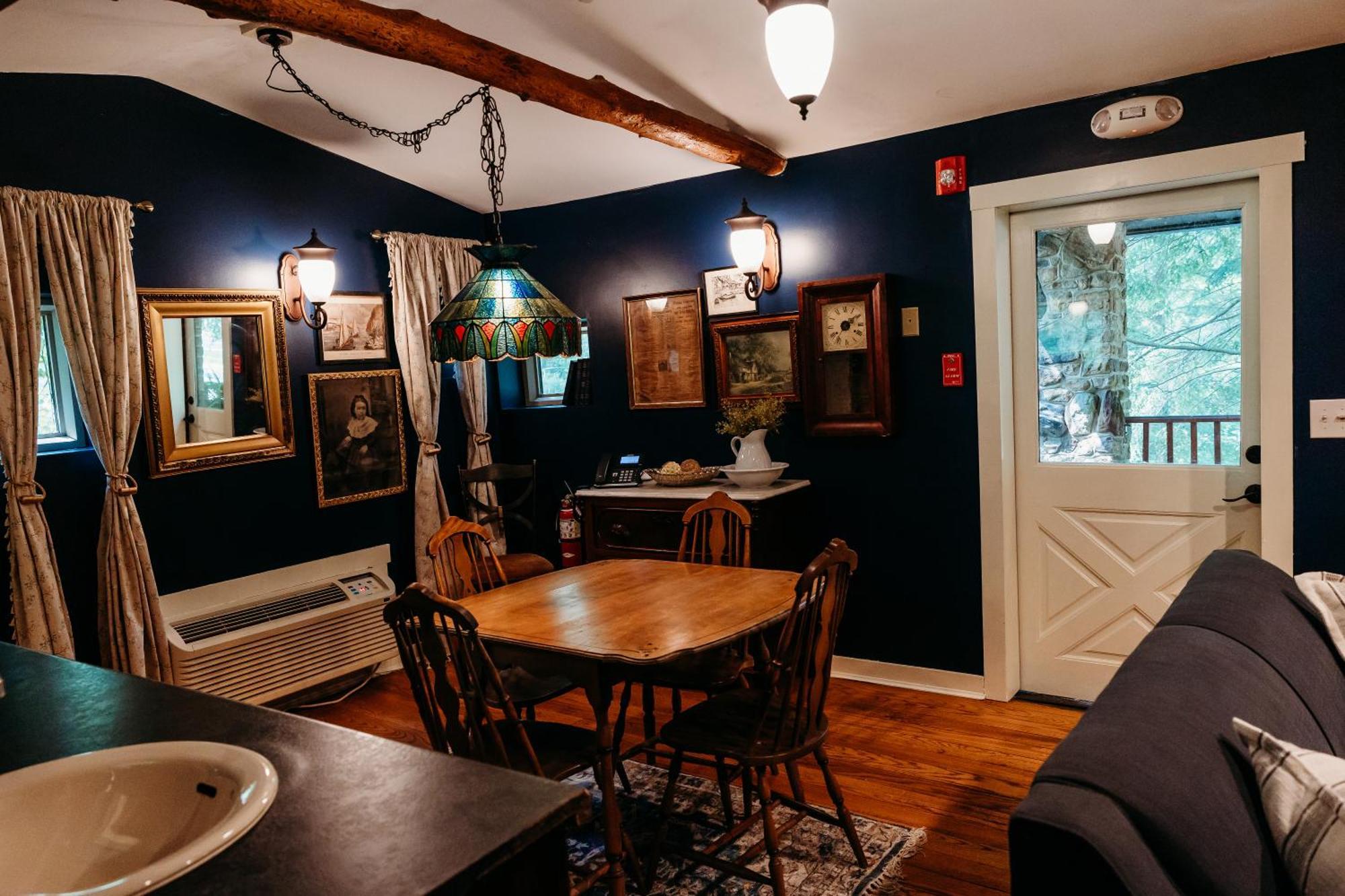 Landoll'S Mohican Castle Loudonville エクステリア 写真